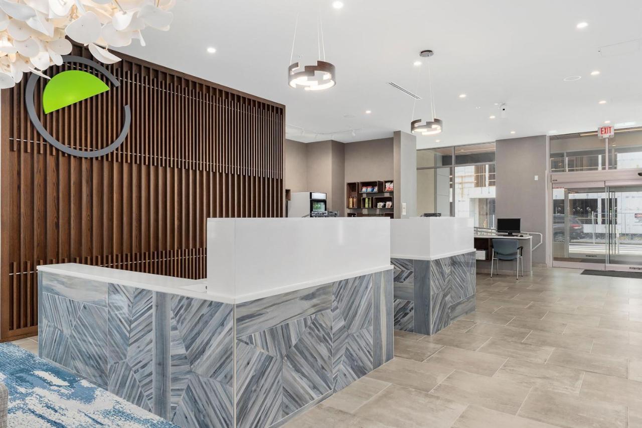 Element Hampton Peninsula Town Center Hotell Exteriör bild